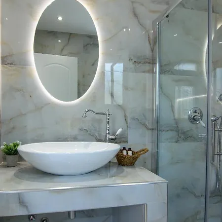 Dionisos Apartman *
