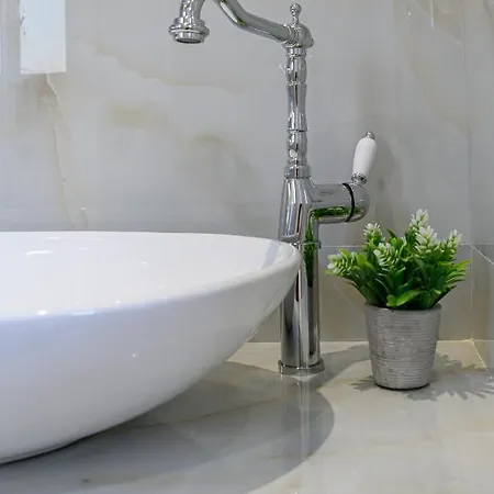 Dionisos Διαμέρισμα