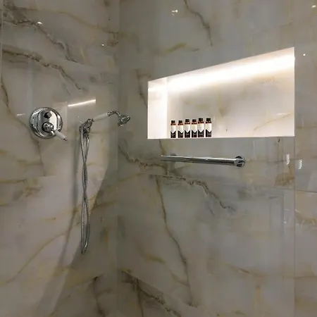 Dionisos Appartement *
